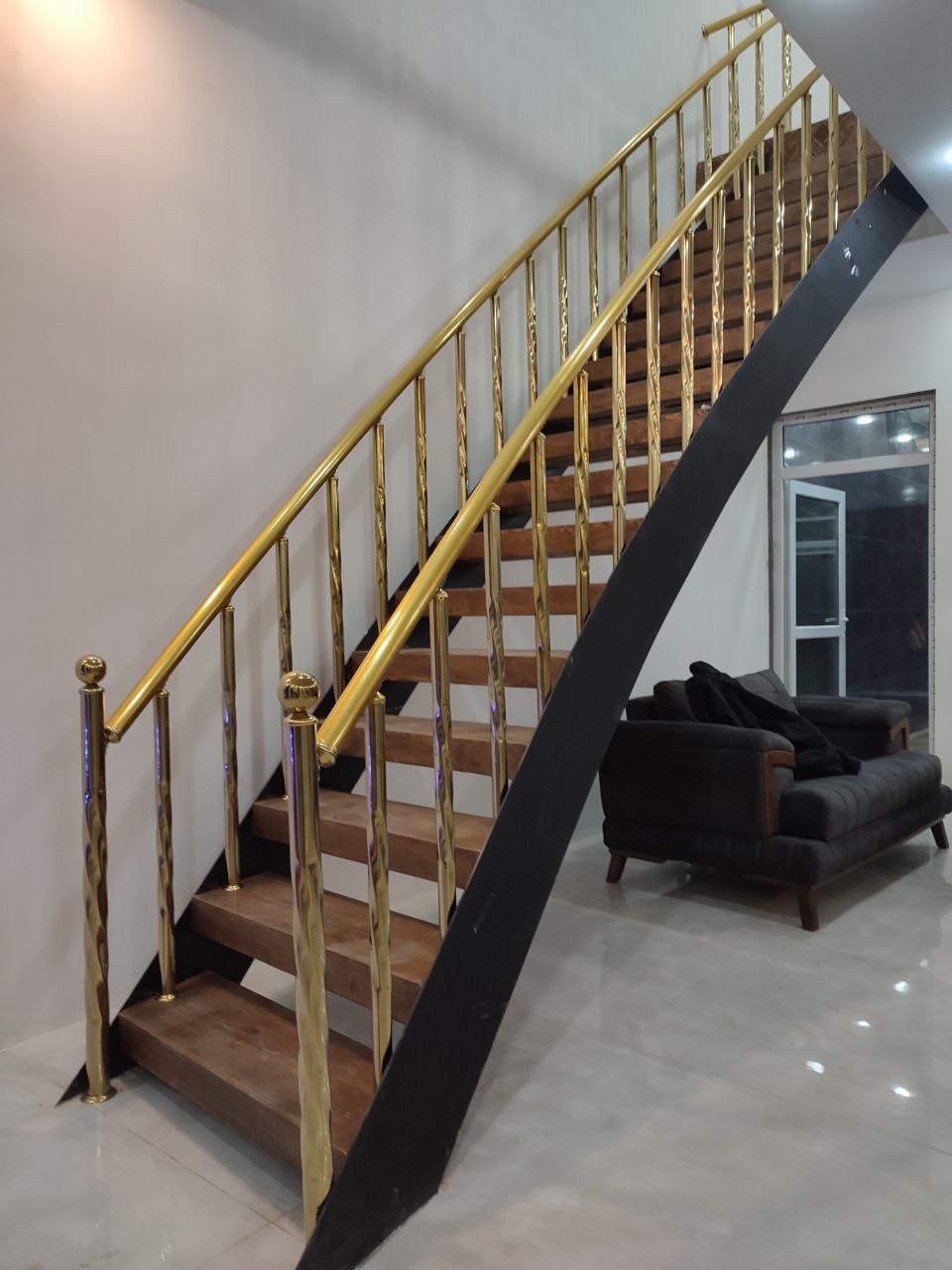 photo_2024-08-20_00-52-21